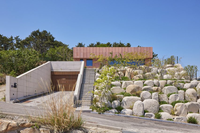 Seosaeng House by Studio Weave