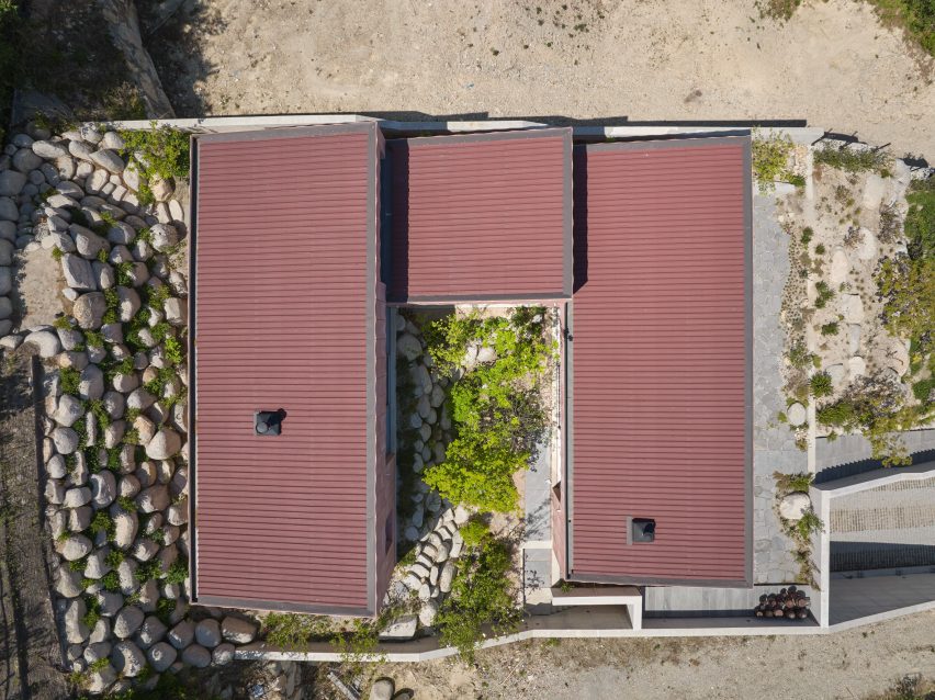 Seosaeng House by Studio Weave