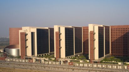 Exterior of Surat Diamond Bourse
