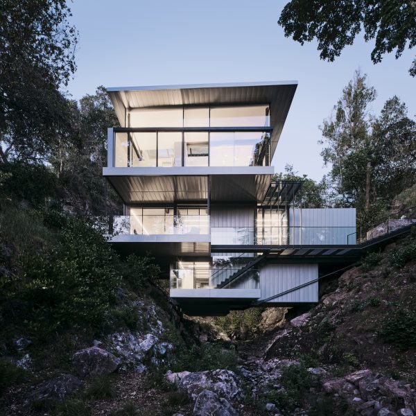 Suspension House by Fougeron Architecture