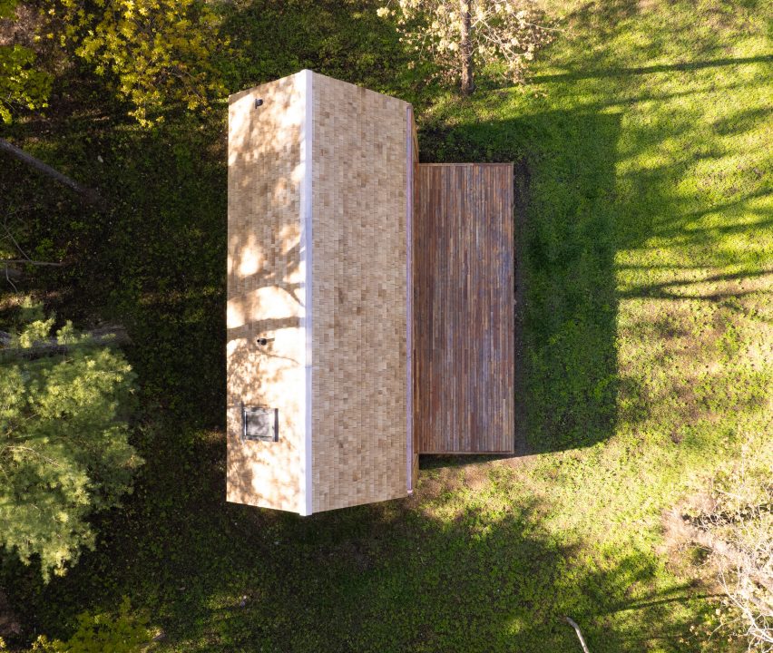Bird's eye view of the roof of a cabin
