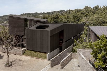Exterior image of Jae Haala villa