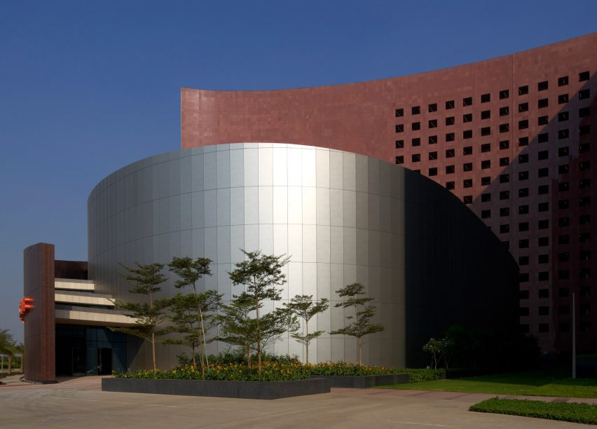 World’s largest office building in Mumbai, India, by Morphogenesis