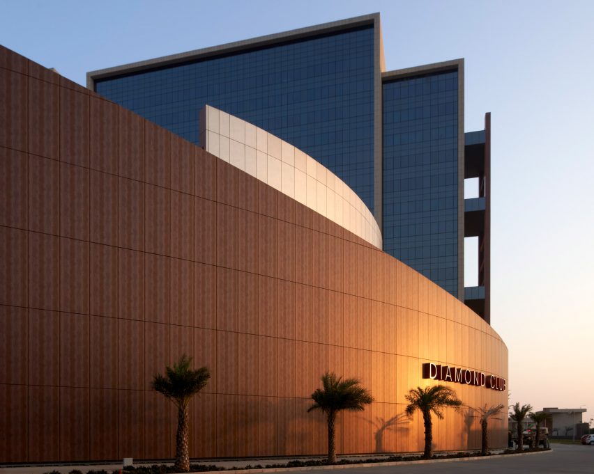 World’s largest office building in Mumbai, India, by Morphogenesis