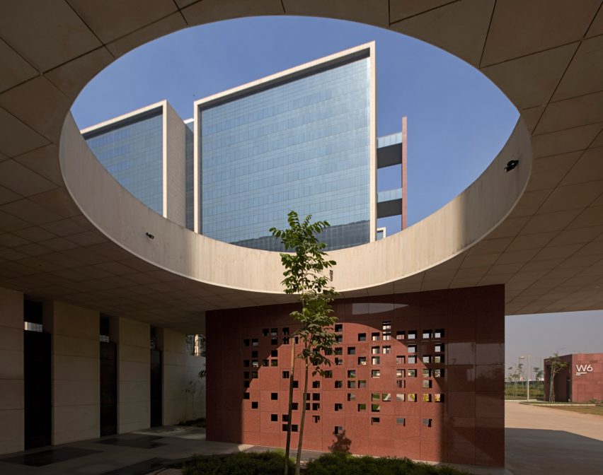 World’s largest office building in Mumbai, India, by Morphogenesis