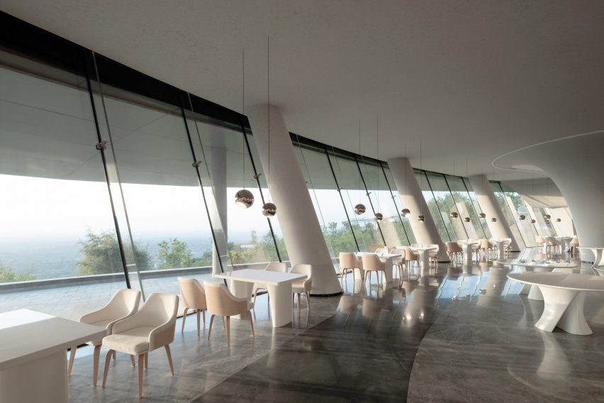 Büro Ziyu Zhuang Longquan Mountain Observatory