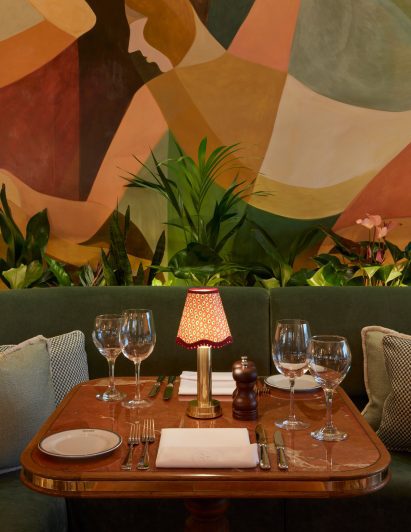 Close up of San Carlo's table design