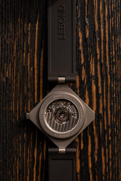 Back of Lebond Siza watch
