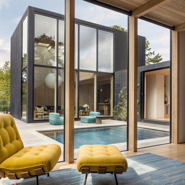 Charred-wood beach house sits among Amagansett’s dunes