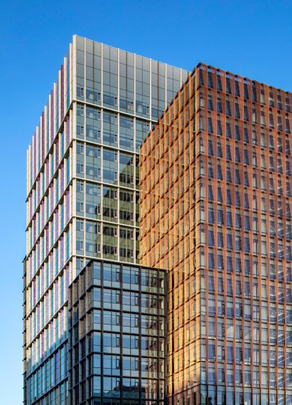 An office building made of interconnected volumes