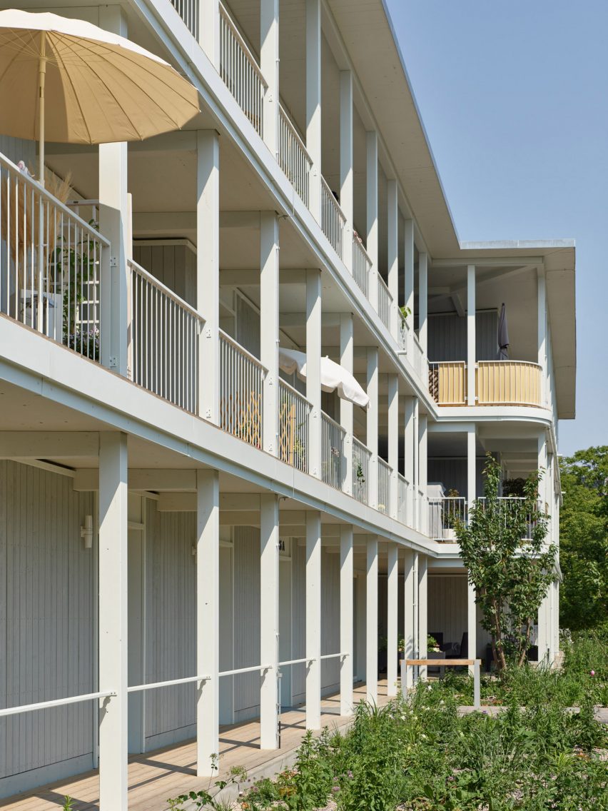Residential building with perimeter walkways