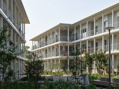 Andreasgaerten multi-generational housing in Germany by Dorschner Kahl Architects and Heine Mildner Architects