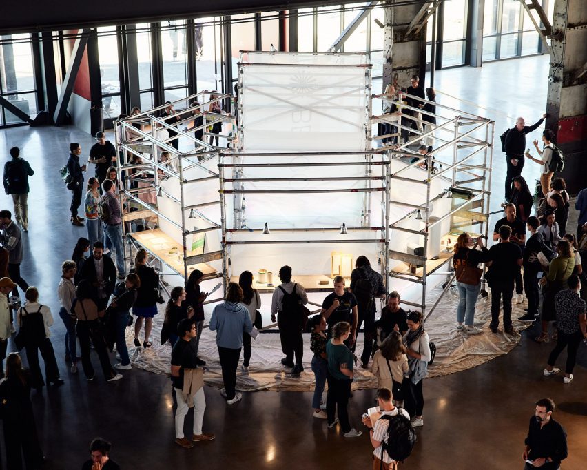 Beacon exhibition in San Francisco by Prowl and Baukunst scaffolding
