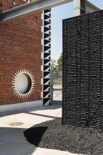 Black – Still installation Craft Contemporary Los Angeles