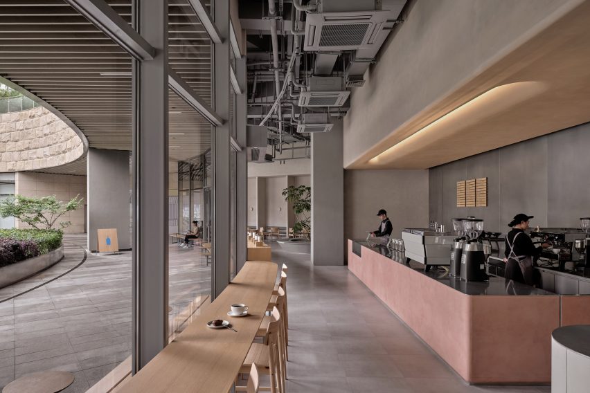 Coffee counter at Blue Bottle Coffee Qiantan