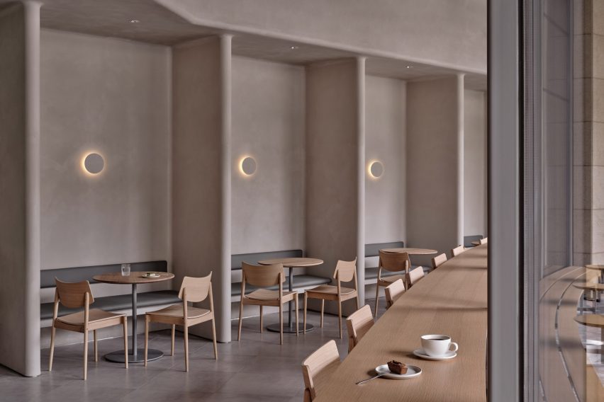 Blue Bottle Coffee Qiantan by Keiji Ashizawa