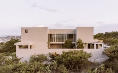 Concrete house in Mexico City