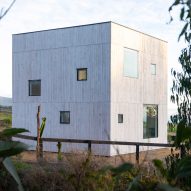 Casa Kuvo by Stanaćev Granados