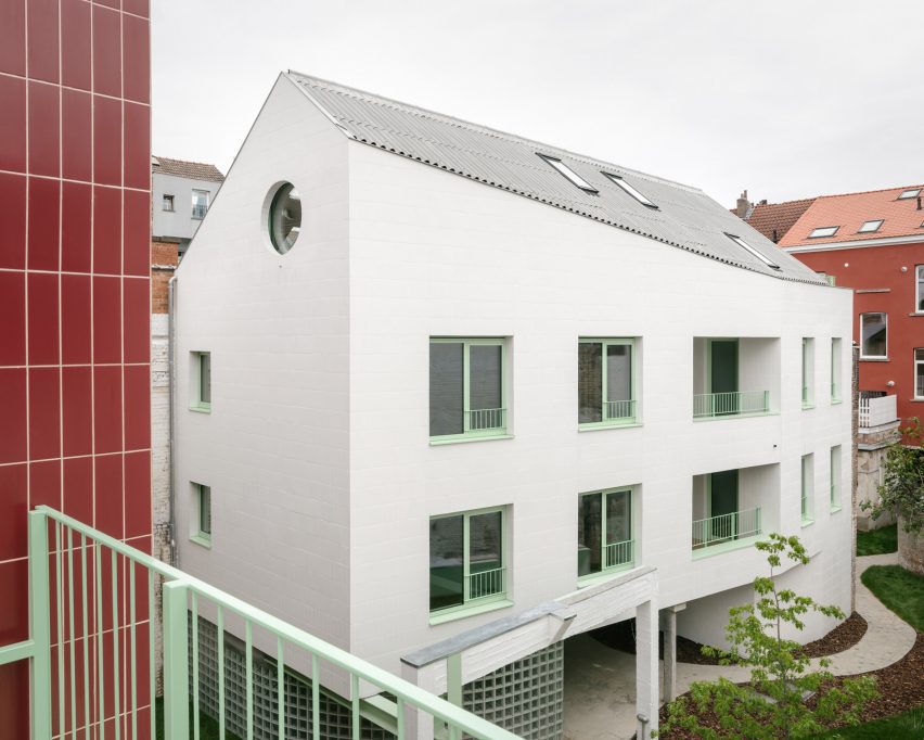 Exterior of Duchesse in Brussels by Notan Office