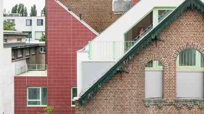 Exterior of Duchesse in Brussels by Notan Office