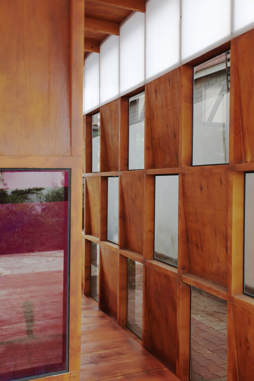 Rashid Ali Architects creates chequered garden tea room in Somaliland