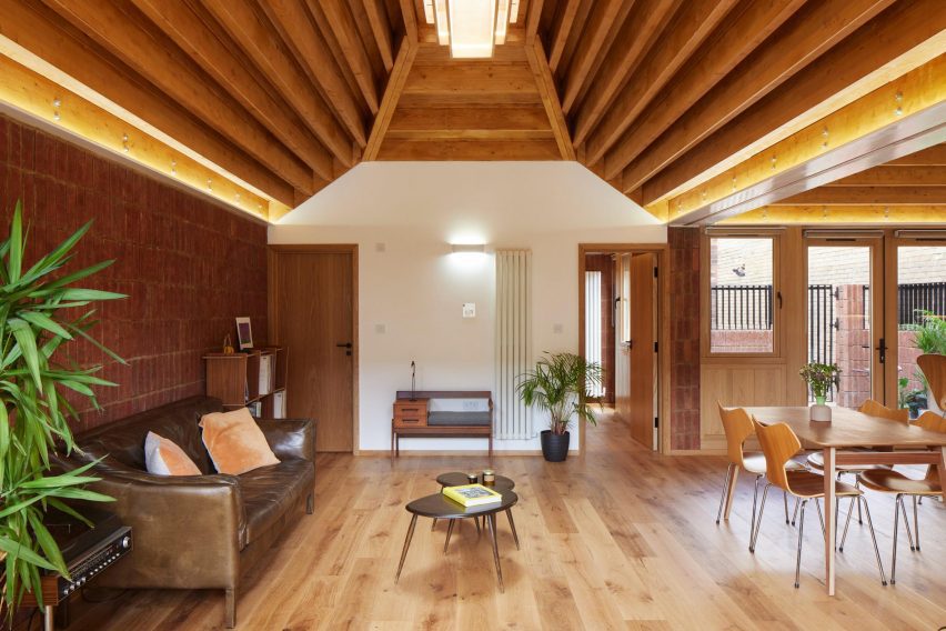 Kitchen, living and dining area in Haringey Brick Bungalow