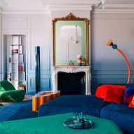 Parisian apartment by Uchronia