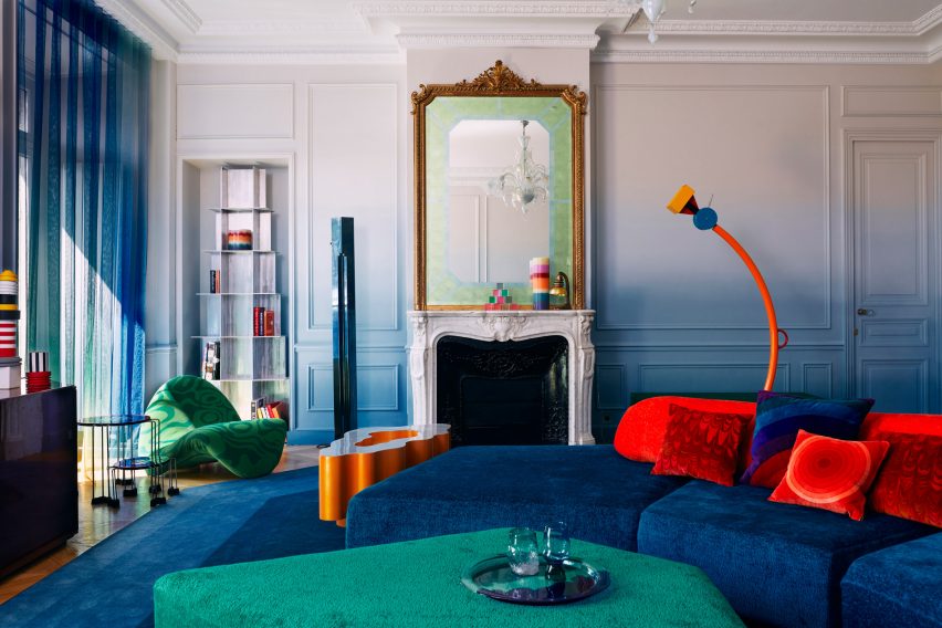 Parisian apartment by Uchronia