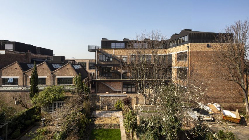 Exterior photo of De Beauvoir Road