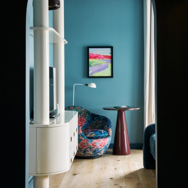 Hotel Genevieve in Louisville features colour-coordinated guest rooms