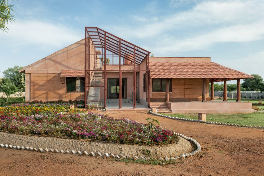Hybrid House by Sketch Design Studio
