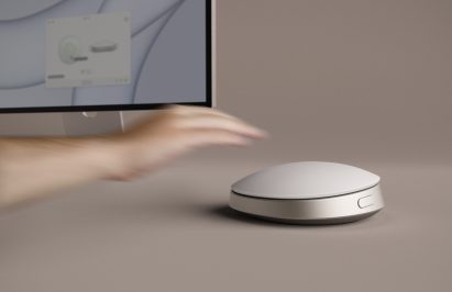 Adaptive computer pointing device for users with hand tremors