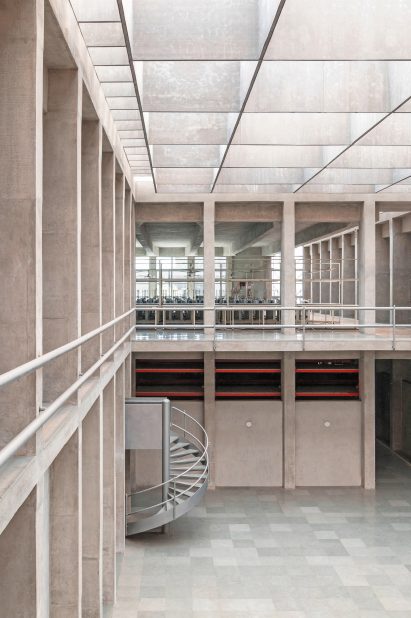 Photo of the interior of Mallcom Factory