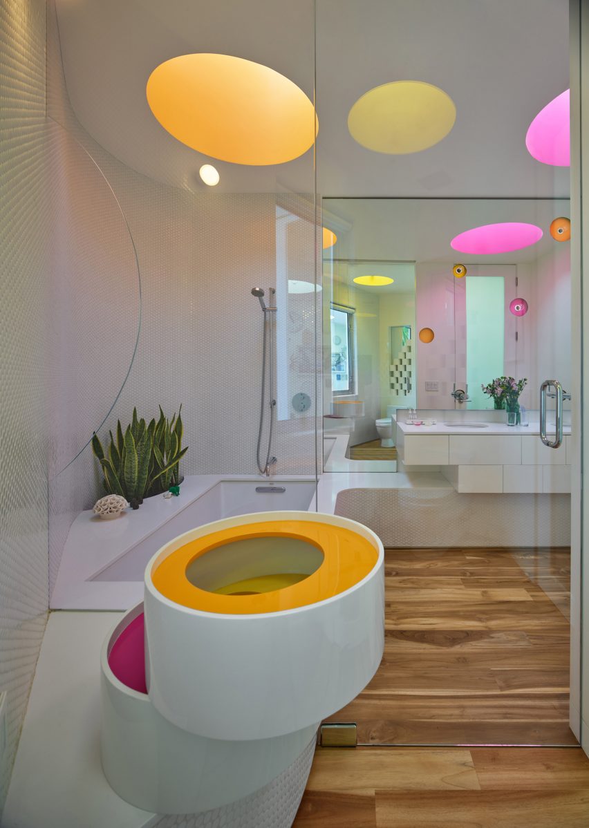 Los Angeles house by John Friedman and Alice Kimm