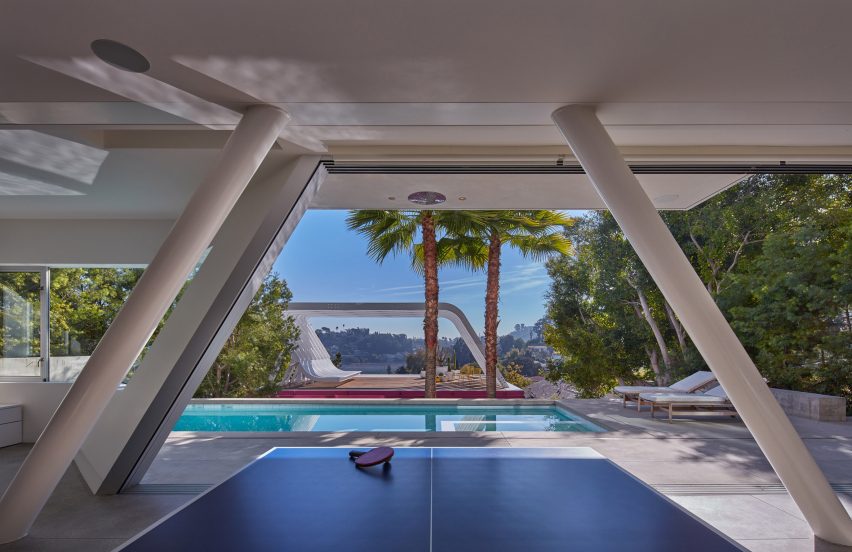 Los Angeles house by John Friedman and Alice Kimm
