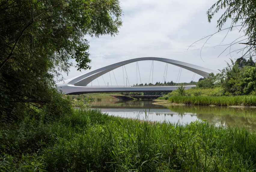 Jiangxi River Bridge by Zaha Hadid Architects