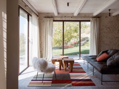 Interior photo of Cascina