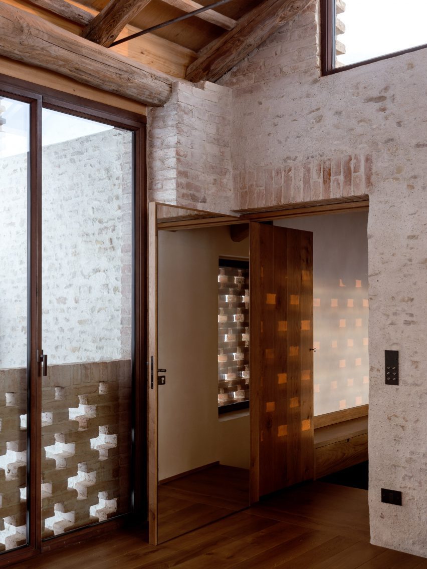 Cascina by Jonathan Tuckey Design