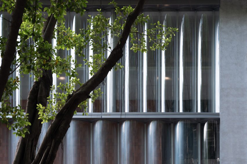 Kingway Brewery renovation by Urbanus
