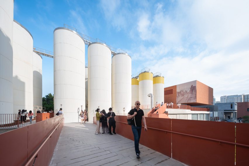 Kingway Brewery renovation by Urbanus