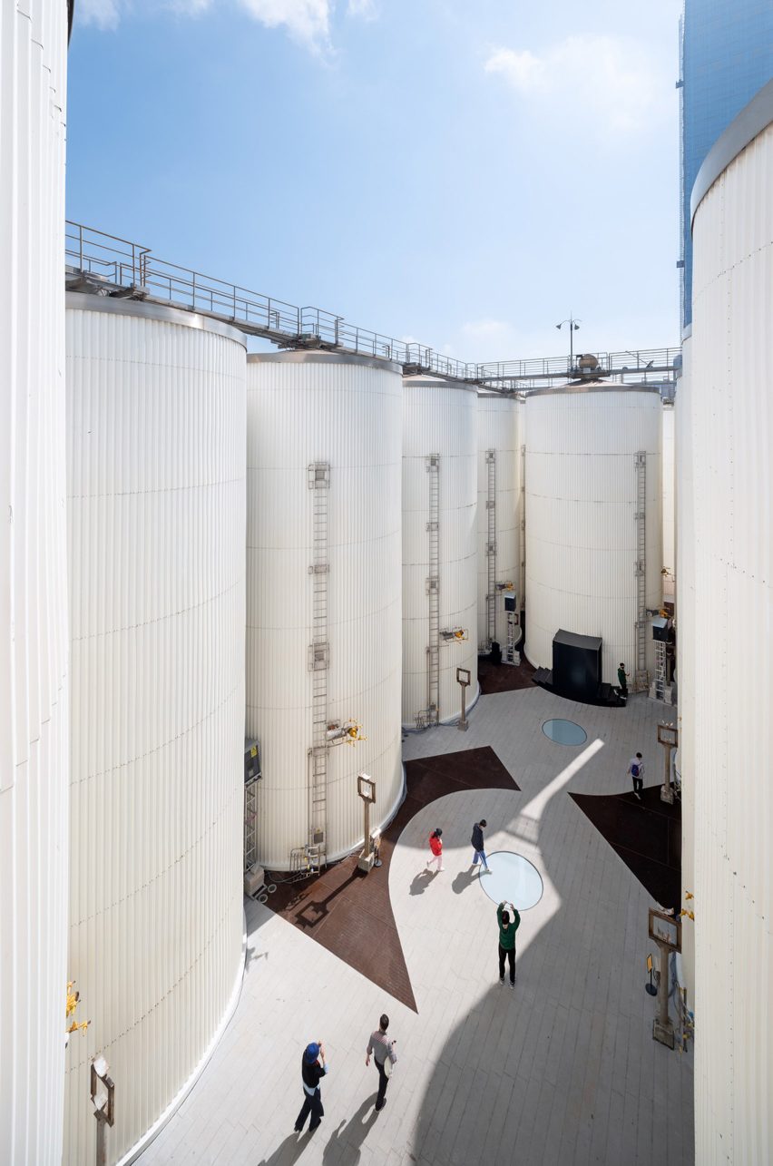 Kingway Brewery renovation by Urbanus