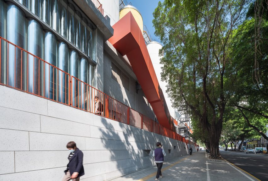 Kingway Brewery renovation by Urbanus
