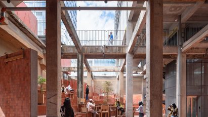 Kingway Brewery renovation by Urbanus