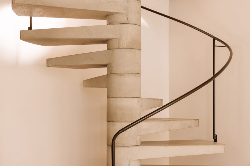 Concrete spiral staircase