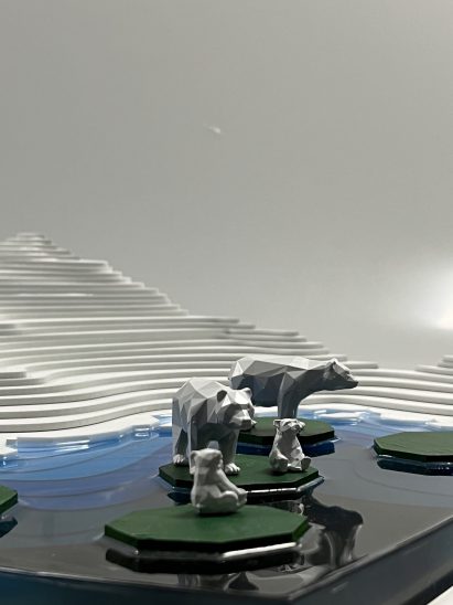 Physical model of polar bears on devices that prevent melting of sea ice