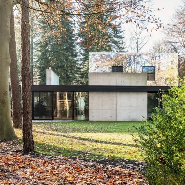Mirrored cladding Beli house by Studio Okami Architecten