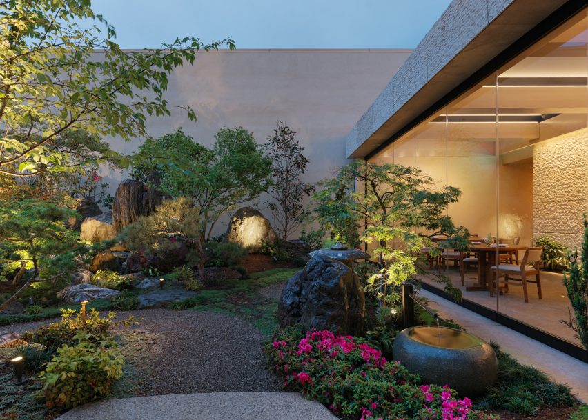 A restaurant garden in the evening