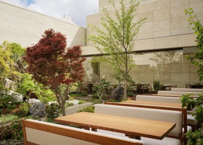 Outdoor booths in a hotel garden restaurant