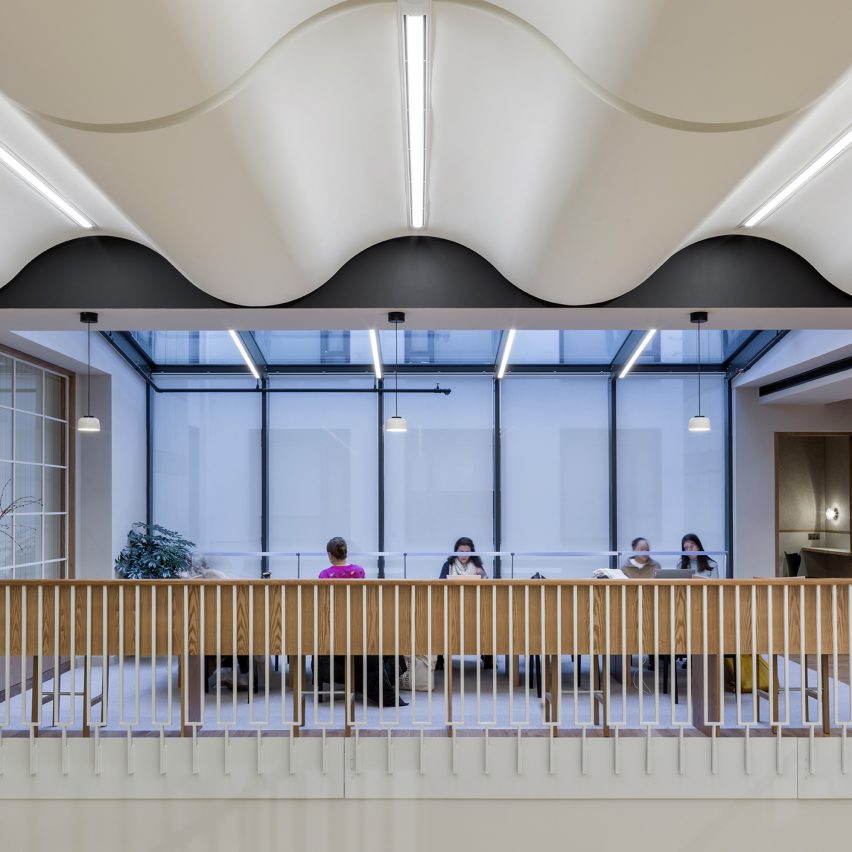 210 Euston Road by Universal Design Studio
