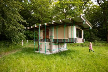 overtreder W built Stable Stack on a farm, by Overtreders W